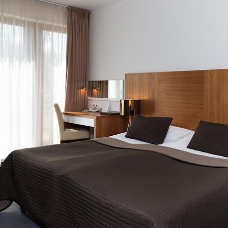 巴组尼酒店&Spa Kościerzyna 外观 照片