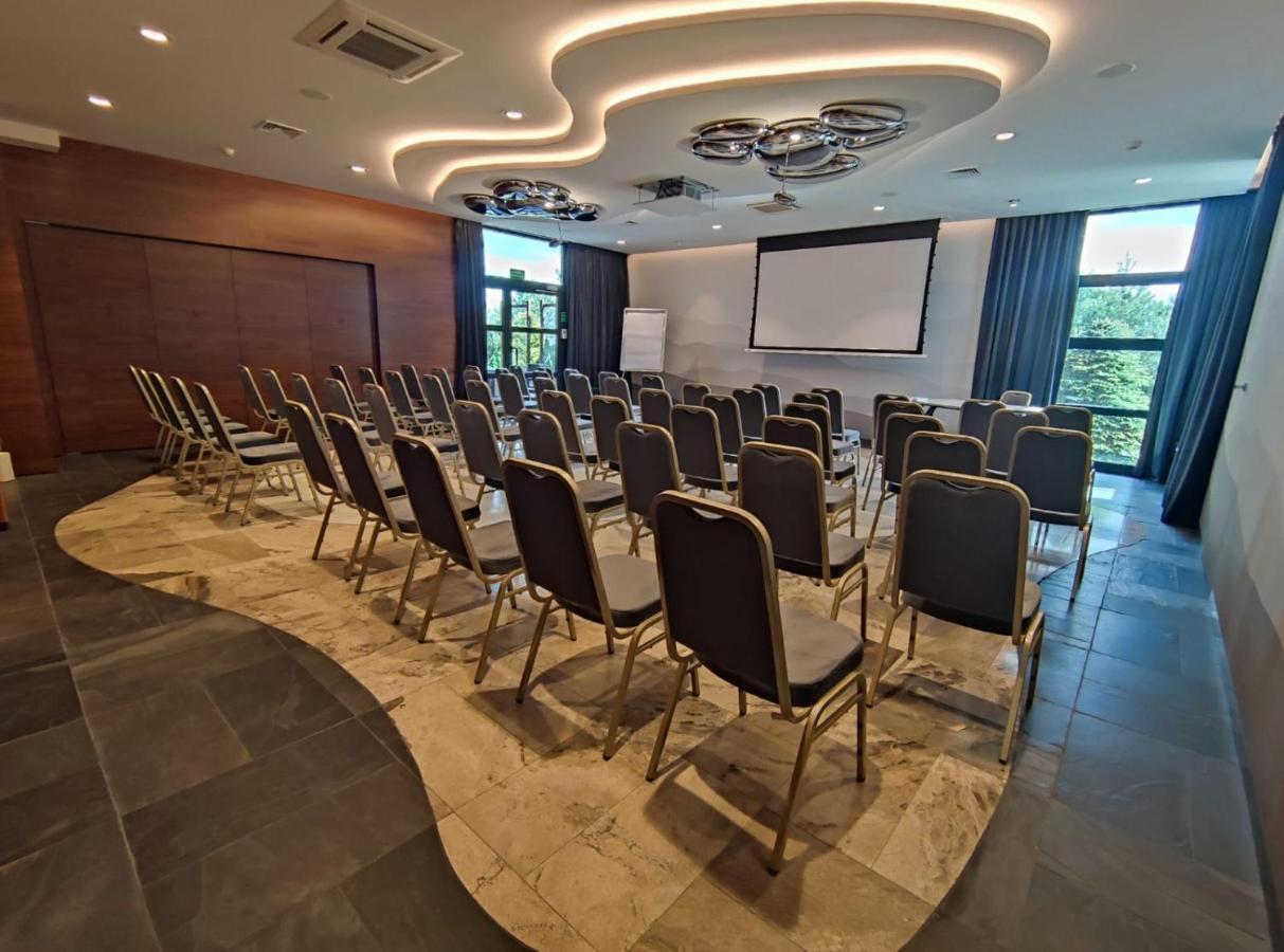 巴组尼酒店&Spa Kościerzyna 外观 照片